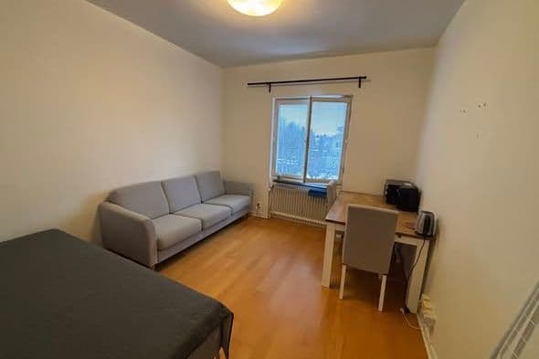 Möblerad 1:a i Kåbo nära centrum