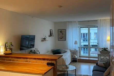 Möblerad 1:a med tvättmaskin i Luthagen