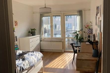 25 kvm i Ulleråker med fransk balkong