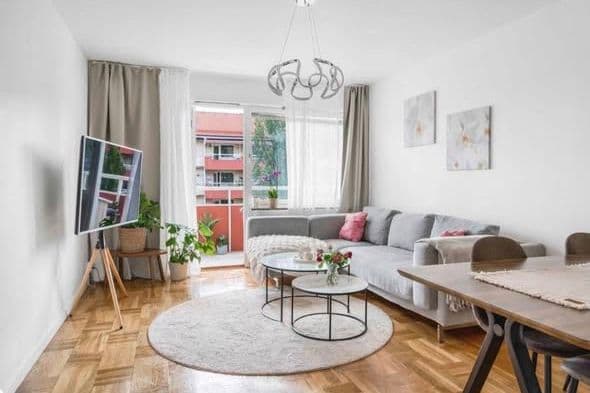 2:a 52 kvm i Salabacke med garage