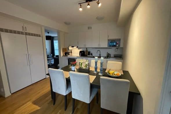 Två rum uthyres i 4:a i Rosendal