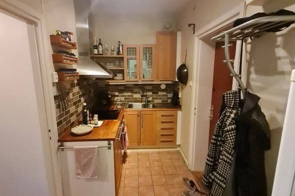 Möblerad 1,5:a på Vaksalagatan – 8 000kr